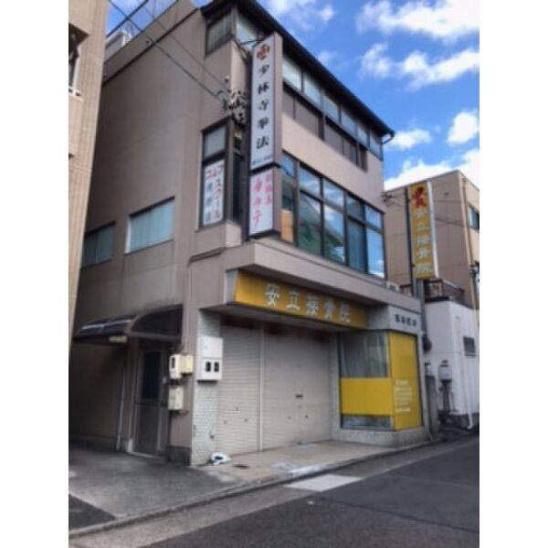 浅井ビル 1号室