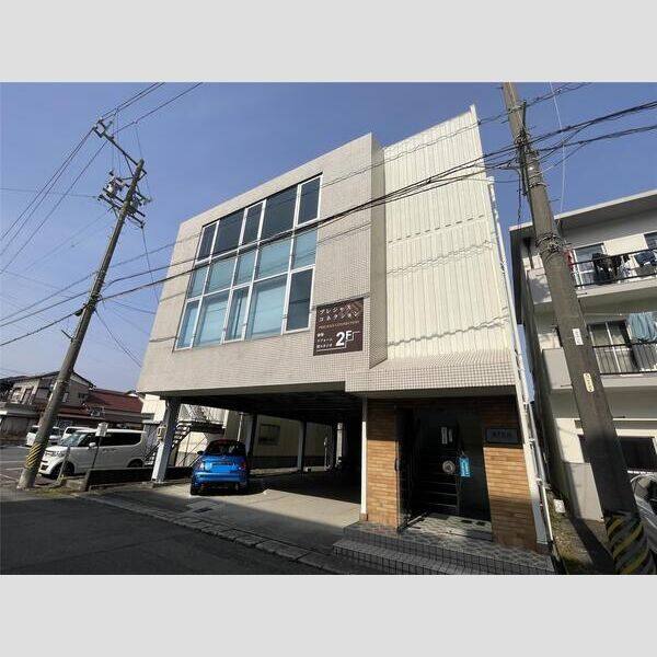 ATビル 外観