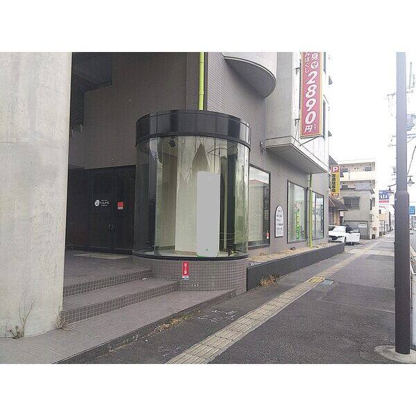 小堤町7丁目貸店舗・事務所1F 号室