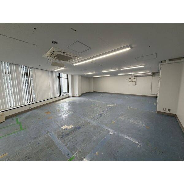 今池堂ビル 5階南号室 写真1