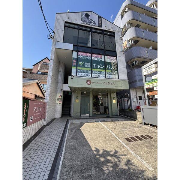 シーマンビル山手 号室
