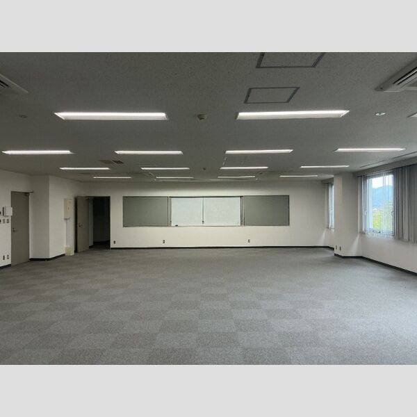 CUBE大垣ビル 写真3