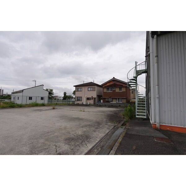 鈴鹿市河田町 貸倉庫 写真7