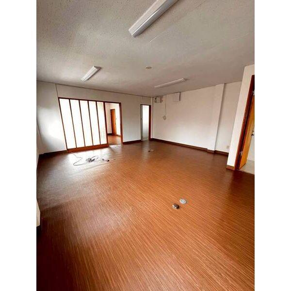戸崎町事務所 2F号室 写真2