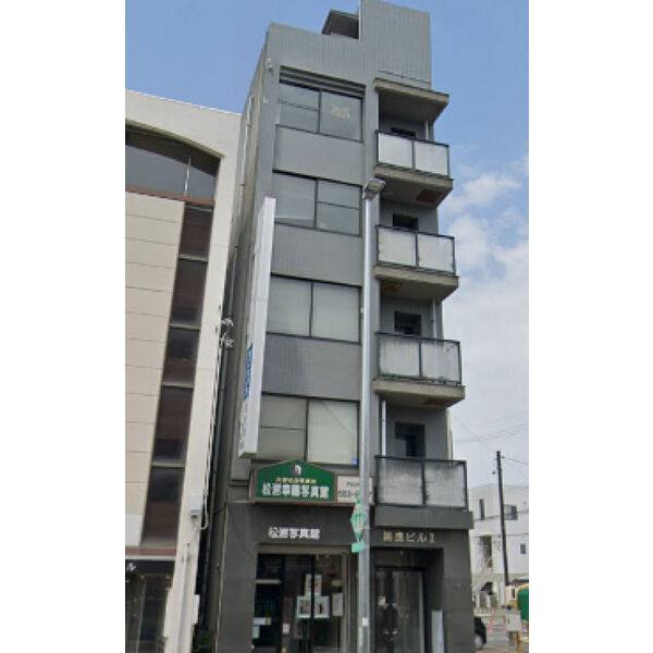 鍋進ビルⅡ 1号室
