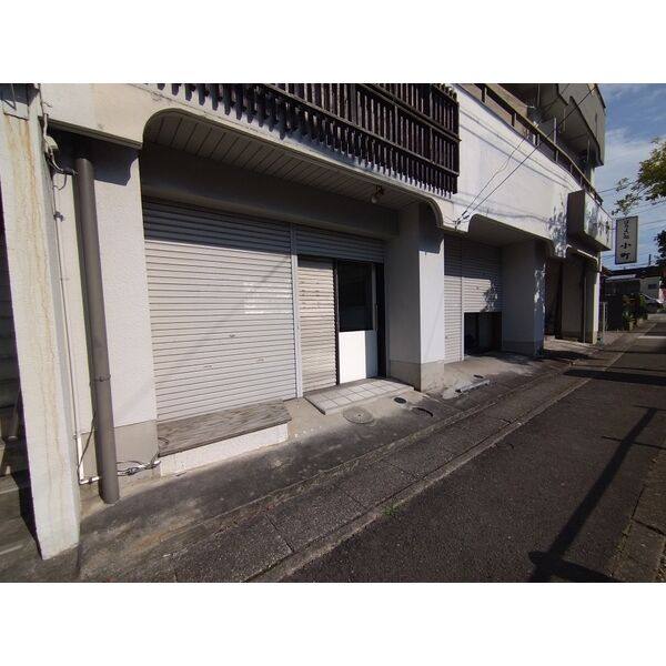 コーポ一ツ山1階店舗