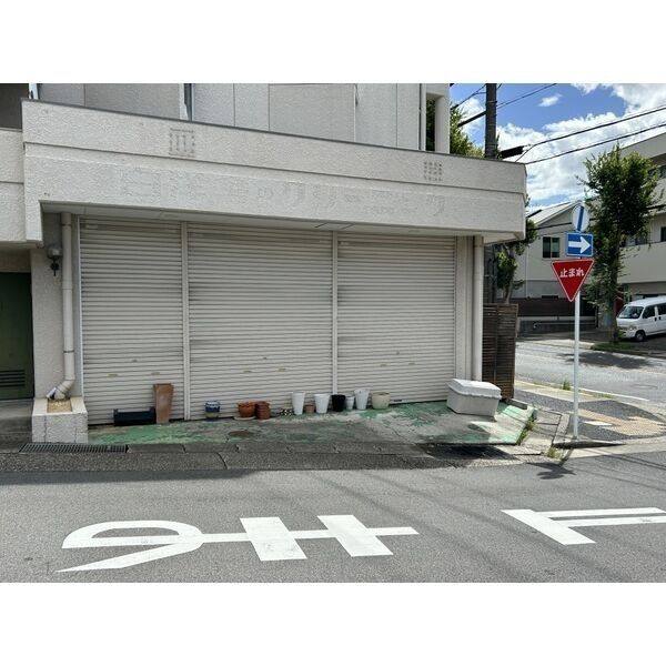 グリーンサイドヨシタカB 1階店舗2号室 写真2