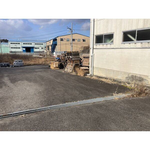 佐那具貸倉庫 写真9