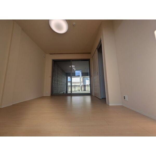 GARAGE守山城土 写真1