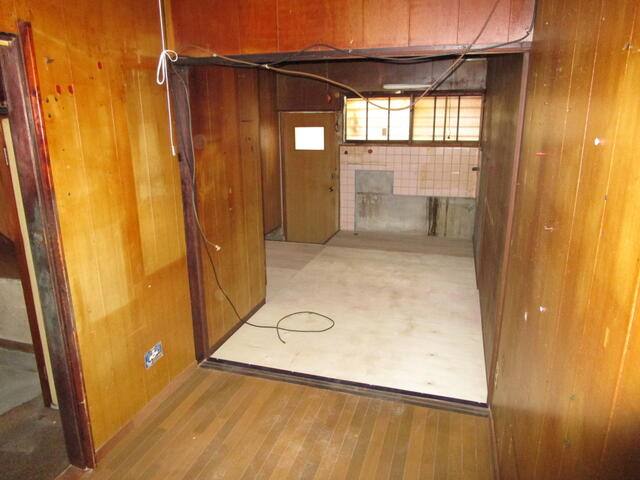 天道町２－１１貸倉庫 写真9