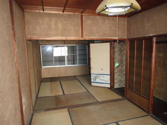 天道町２－１１貸倉庫 写真1