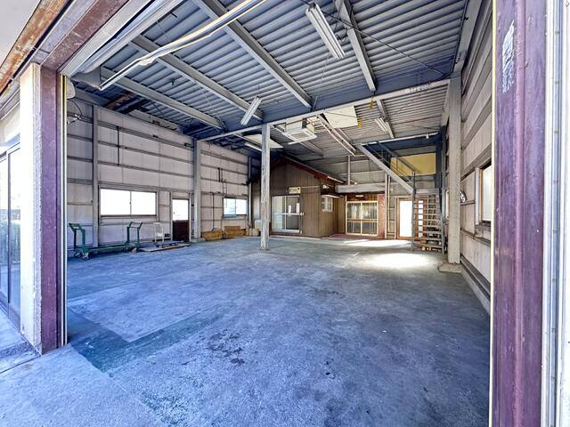 小牧市舟津 住宅付き倉庫 写真9