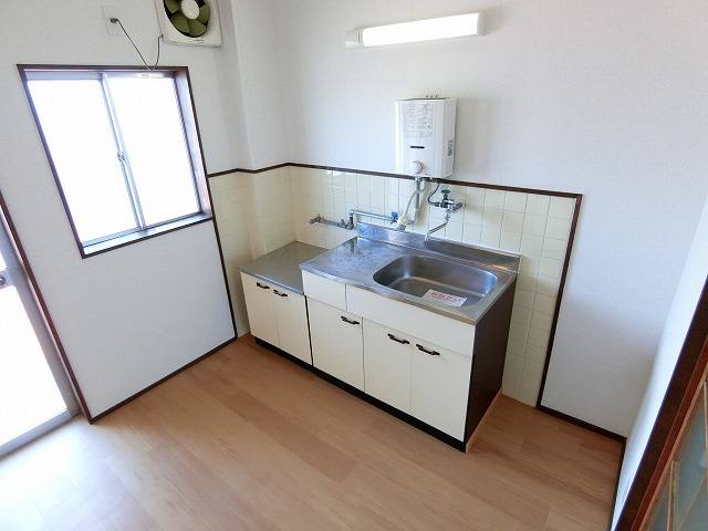 東玉垣町アパート付店舗 写真2